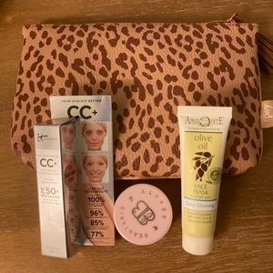 Ipsy bag and products